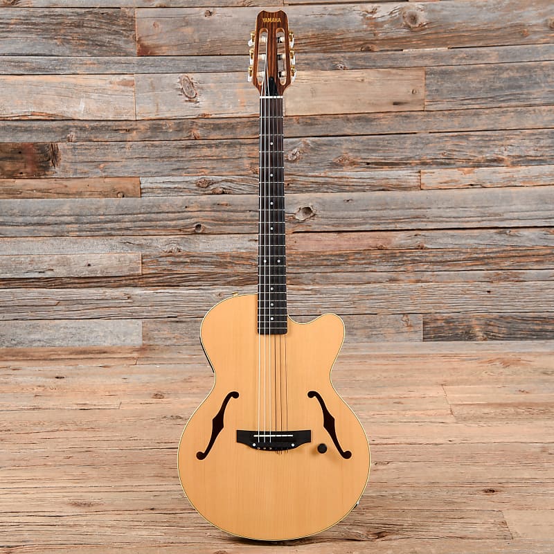 Electric Acoustic Guitar Yamaha AEX500N Natural with Soft