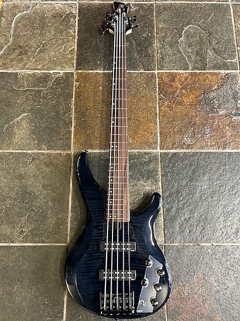 YAMAHA TRBX605FM ブラック Yamaha TRBX605FM 5-String Electric Bass Guitar In