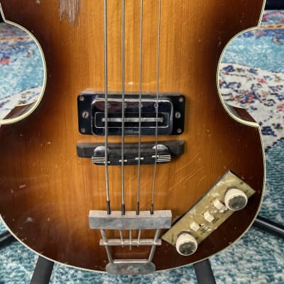 Hofner Tom Hamilton's Aerosmith, Vintage, 500/1 Violin Electric Bass Guitar (#62) 1960s - Sunburst image 8
