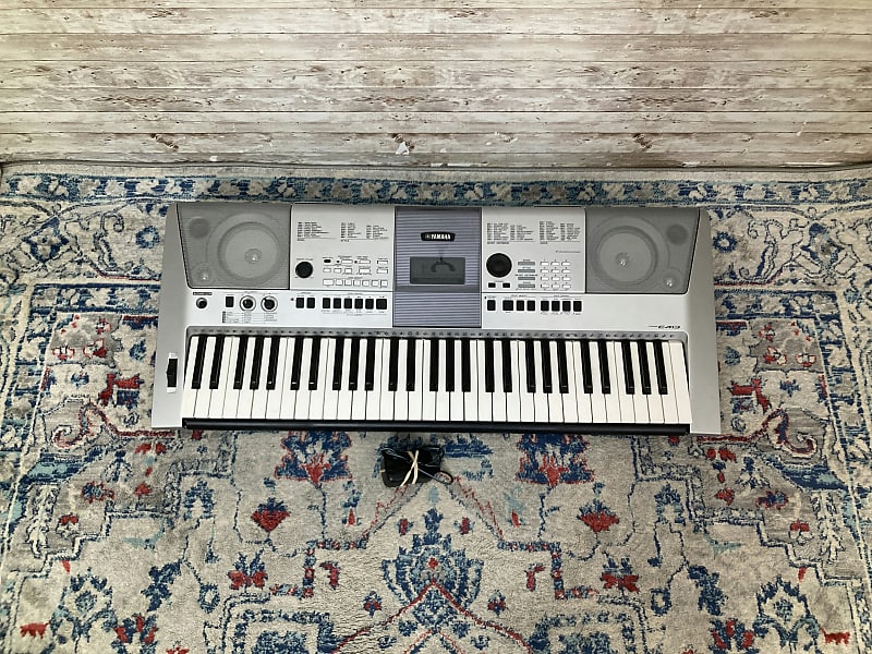 Used Yamaha PSR E413 KEYBOARD 61-key | Reverb