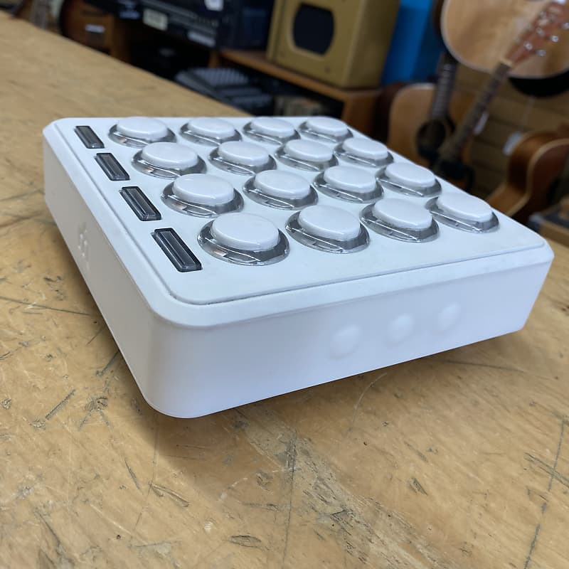 DJ Tech Tools Midi Fighter 3D Midi Controller MF-0005 | Reverb