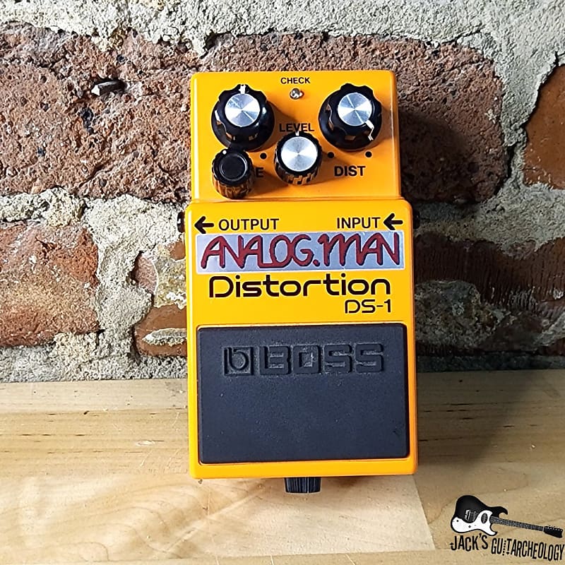 Boss DS-1 Distortion w/ Analogman DS1/Pro Midrange Mod. (2000s