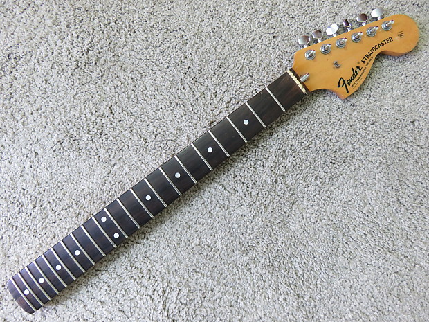 Fender stratocaster on sale truss rod