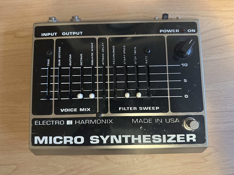 Electro-Harmonix Micro Synthesizer