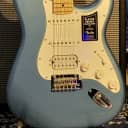 Fender Player Stratocaster HSS with Maple Fretboard 2022 Tidepool