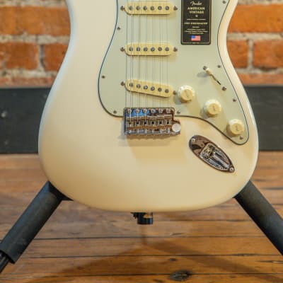 Fender American Vintage II '61 Stratocaster | Reverb Canada