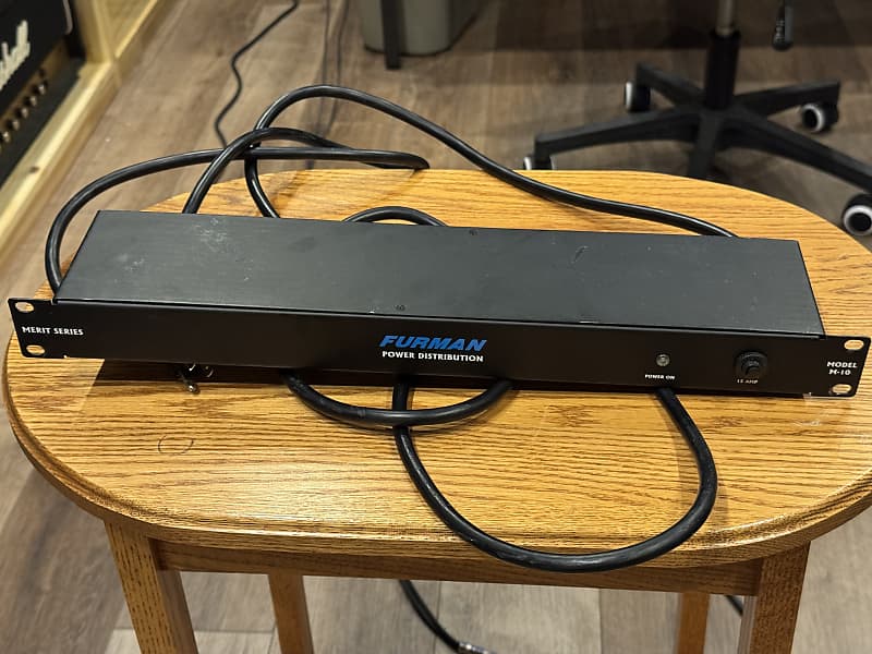 Furman M-10 Merit Series Power Distribution - Black  			