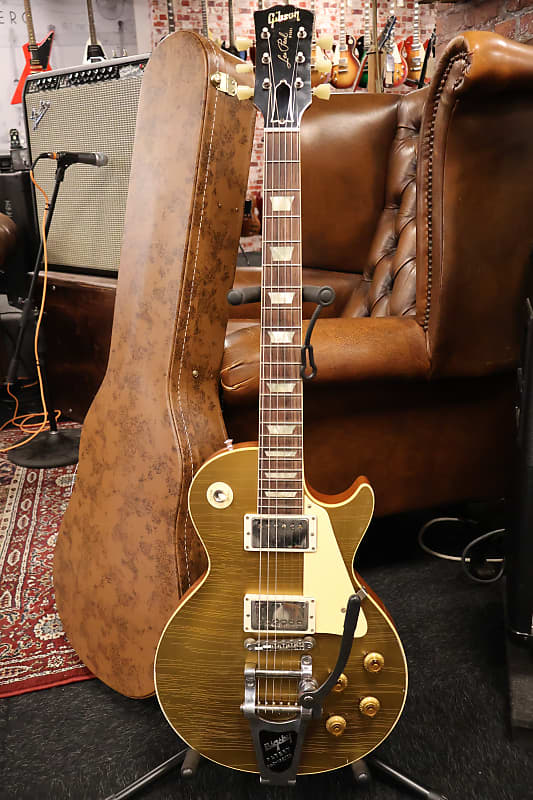 Les Paul 1957 Gold Top Bigsby スタイルジャパビン Gibson Custom 1957 Les Paul Gold Top with Bigsby - Antique