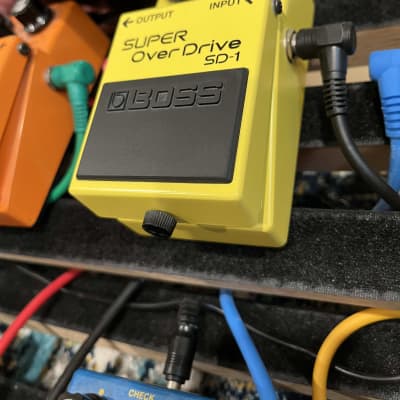 Boss SD-1 Super OverDrive (Silver Label) 1997 - Present - Yellow image 2