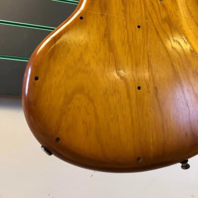 Elrick Standard Series E-volution Satin Honeyburst 4 String Electric Bass image 15