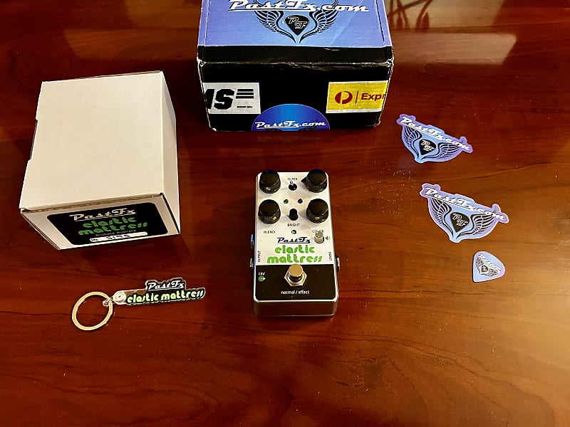 PastFx Elastic Mattress Flanger / Chorus has an electric Reverb