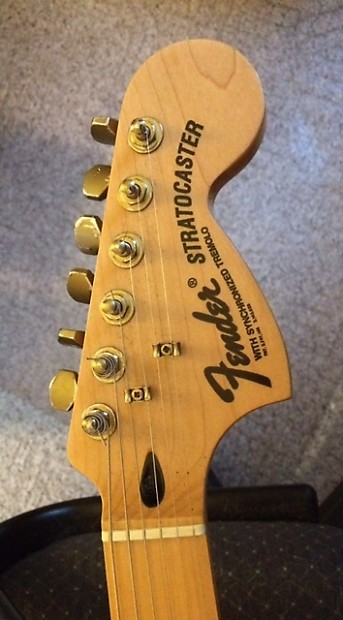 Fender Stratocaster w/Synchronized Tremolo - Tobacco Sunburst
