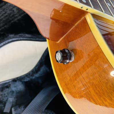 Regal (Dobro) Regal Studio Series Resophonic Guitar 1990’s Vintage Sunburst image 2