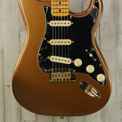 USED Fender Bruno Mars Stratocaster (122) image 2