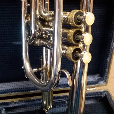 Conn Constellation 1970 Vintage  Professional Cornet In Excellent Playing Condition image 5