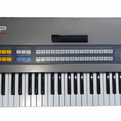 Roland JX-8P Polyphonic Synthesizer