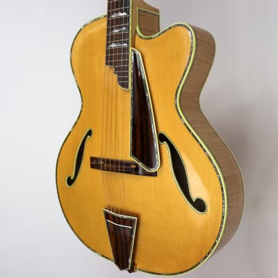 Monteleone 1992 Archtop Guitar #136 With Hardshell Case image 4
