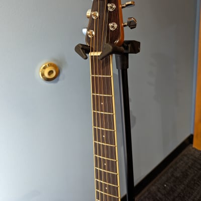 Ovation E-Acoustic Guitar Celebrity CS Standard Mid Cutaway Sunburst Guitar image 4