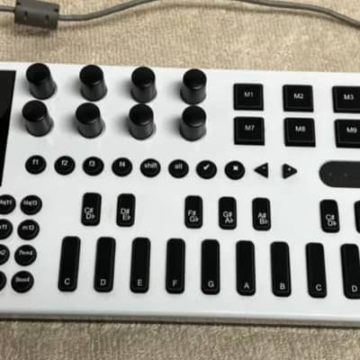 Isla Instruments Kordbot MIDI Controller | Reverb