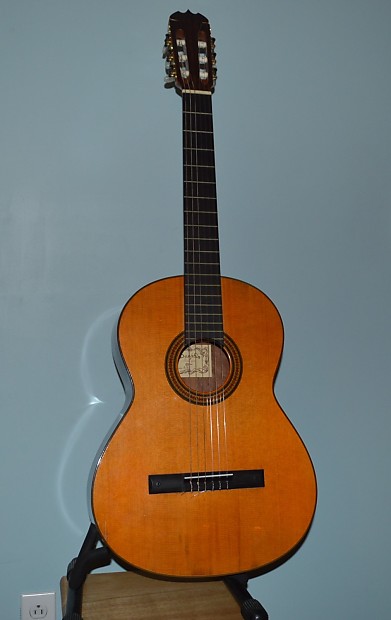 Dauphin classical guitar new arrivals