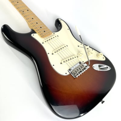 Fender American Standard Stratocaster with Maple Fretboard 2012 - 3-Color Sunburst for sale