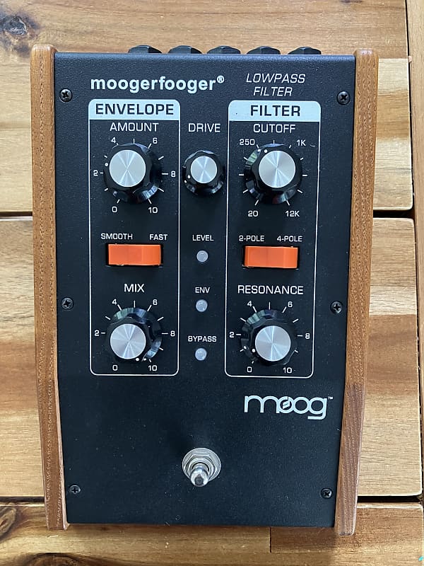 Moog MF-101 Moogerfooger Low Pass Filter 1998 - 2018 - Black