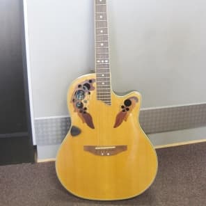 Ovation Celebrity Deluxe cc268 オベーション Ovation Celebrity Deluxe Acoustic Electric Guitar - Black
