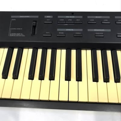 Roland A-33 MIDI 76-keys Keyboard Controller w/soft case image 3