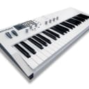 Waldorf Blofeld Keyboard 49-Note Digital Synthesizer White