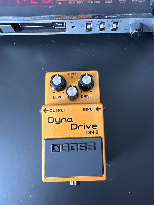 Boss DN-2 Dyna Drive