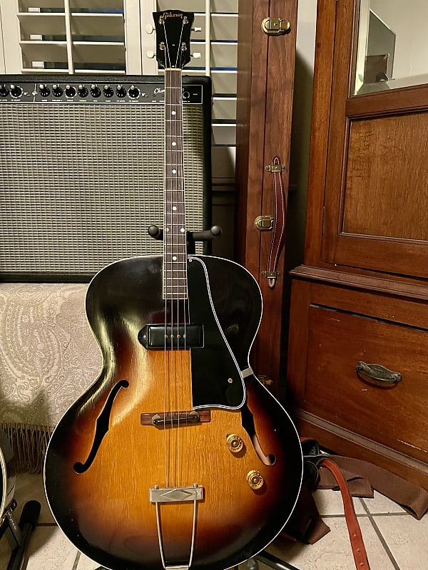 Gibson ETG-150 Tenor 1954 Sunburst image 1