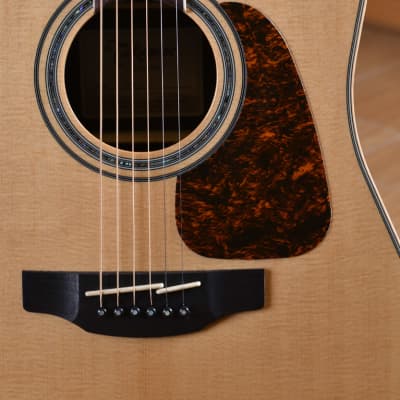 Takamine GD90CE Natural image 9