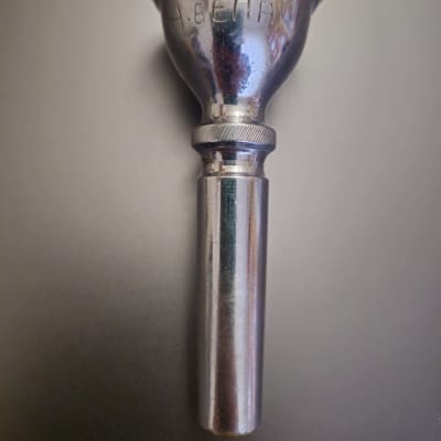 STORK CUSTOM VACCHIANO 3C ヴァッキャーノ　ストーク Stork Vacchiano Series Trumpet Mouthpiece - Virtuosity