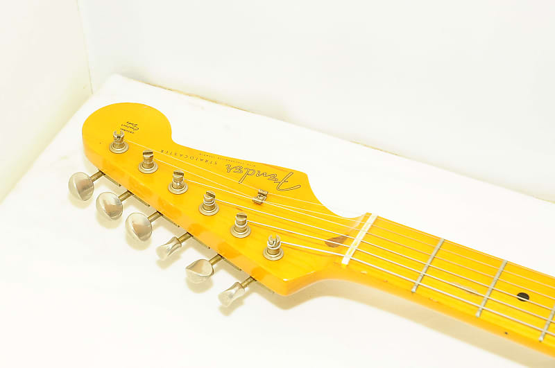 Fender Japan Stratocaster ST57m-US Fujigen Vintage Electric