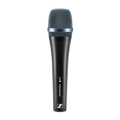 E 945