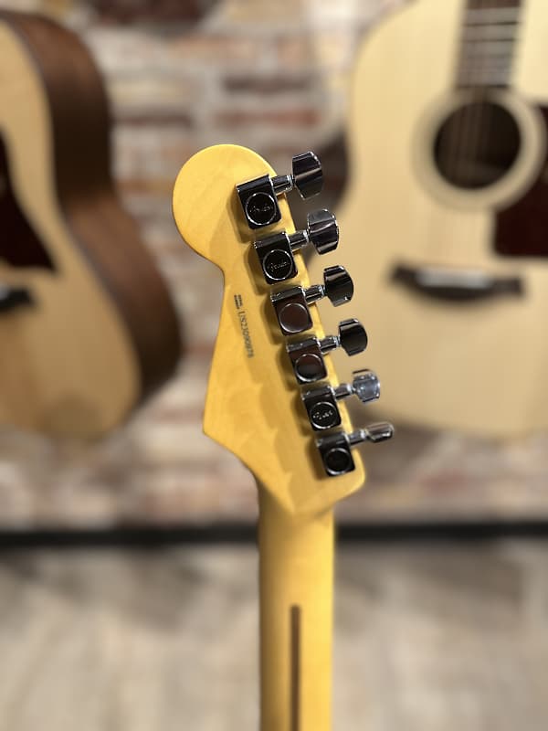 Fender LTD 1954 Color American Professional II Stratocaster