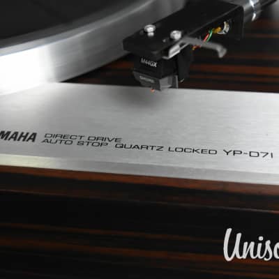 Yamaha YP-D71 Direct Drive Quartz Locked Turntable Record Player image 6