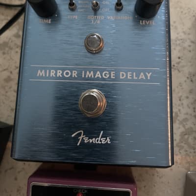 Fender Mirror Image Delay | Reverb