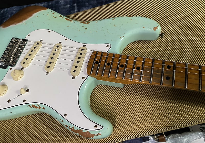 2023 Fender Custom Shop 69 Heavy Relic Stratocaster - Handwound