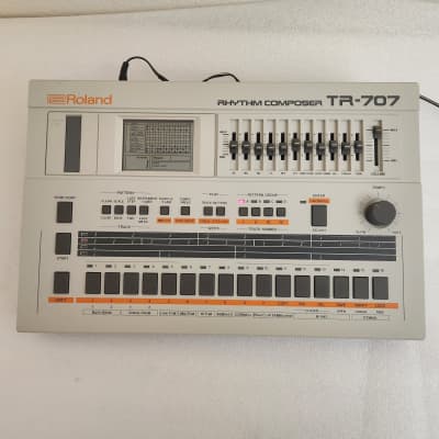 Roland TR-707 Drum Machine HKA Expansion mod V2 - TR 808 909 727 Linn LM-1 DMX 1985 - White
