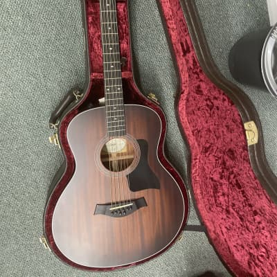 Taylor Baritone 8 string special edition 2010 - Mahagany image 4