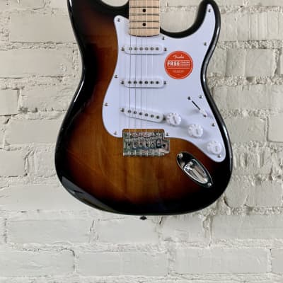 Squier Affinity Series Stratocaster with Maple Fretboard 2001 - 2021 2-Color Sunburst image 2