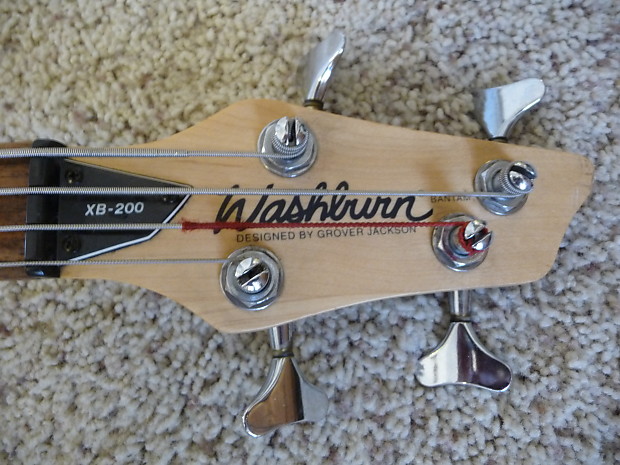 Washburn XB200 Black Bantam Bass