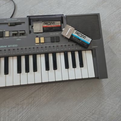 Casio MT-820 Casiotone 49-Key 1980s - Black