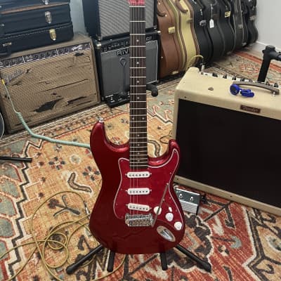 On Sale* Fujigen FGN Mustang JMG6R Candy Apple Red, Made in Japan, Matching  Head, Tune-O-Matic, | Reverb