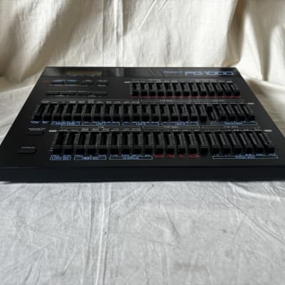 Roland PG-1000 Linear Synthesizer Programmer | Reverb Deutschland