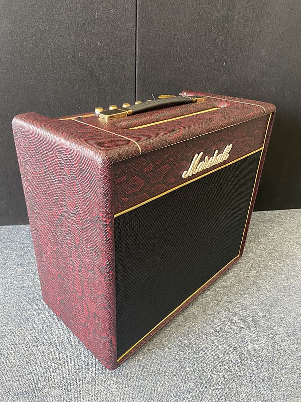 Marshall Limited Edition Black & Red Snakeskin Studio Vintage SV20C 20-Watt  1x10