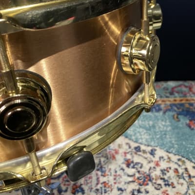 DW 5.5"x14" Heavy Brushed Bronze Snare Drum, With Gold Hardware 2000s? - Brushed Bronze image 9
