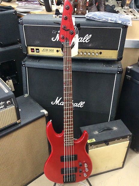 Peavey dyna bass 5 string on sale