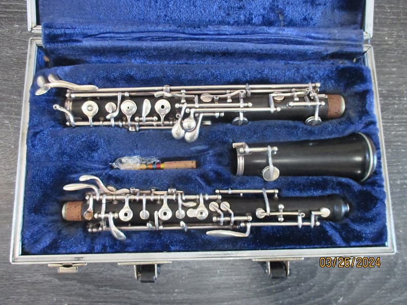 Platz brand wood  Oboe with case and reed. Made In USA image 1